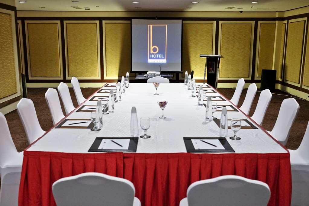 The B Hotel Alabang Muntinlupa City Facilidades foto